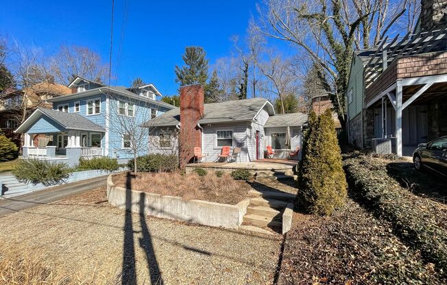 Elegantly Updated Two-Bedroom near Downtown Asheville