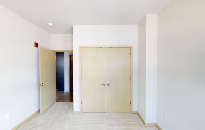 2 beds, 2 baths, 936 sqft, $2,540, Unit 902-411