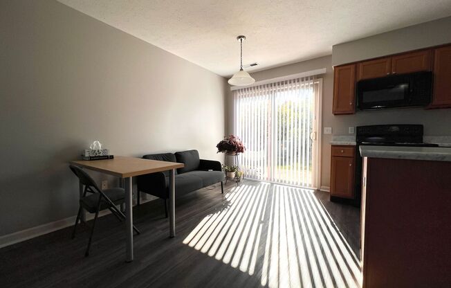 2B1b Apartment Sublease Available at Cheswick Village