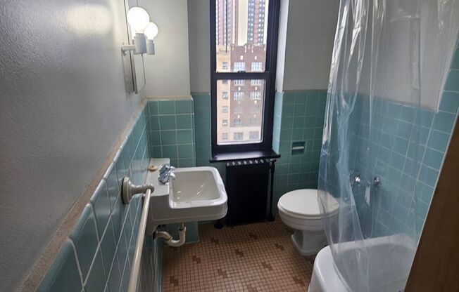 Studio, 1 bath, 336 sqft, $1,045, Unit 316-802