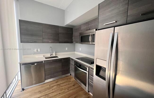 151 SE 1 St.