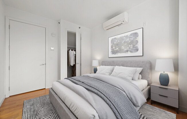 2 beds, 1 bath, $4,175, Unit 760