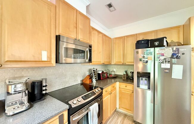 Newly Remodeled 2BD, 2BA Raleigh Condo in a Quiet Community Near I-40, NC State Fairgrounds, Lenovo Center & More!