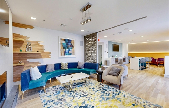 1 bed, 1 bath, 784 sqft, $3,050, Unit 321