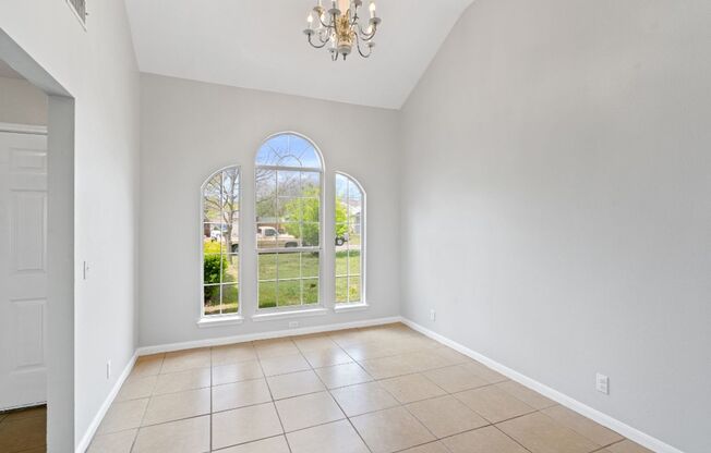 604 Maplecreek Dr, Leander, Texas 78641
