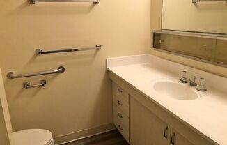 Studio, 1 bath, $1,650