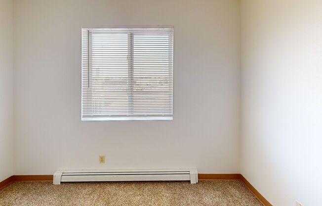 2 beds, 1 bath, 888 sqft, $1,040, Unit 1704-310