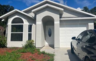 3 Bed / 2 Bath in Sanford For Rent