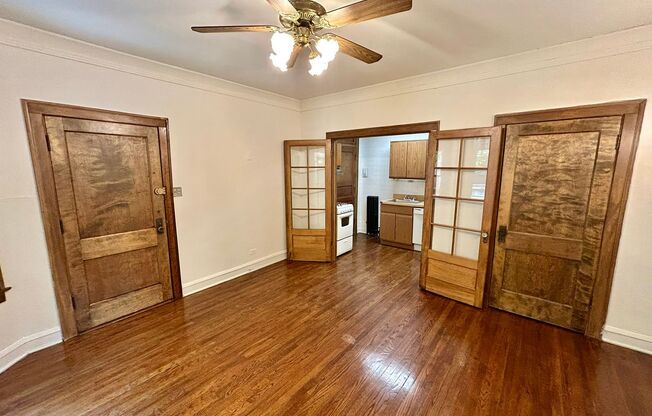 1 bed, 1 bath, 425 sqft, $1,865, Unit 233-120