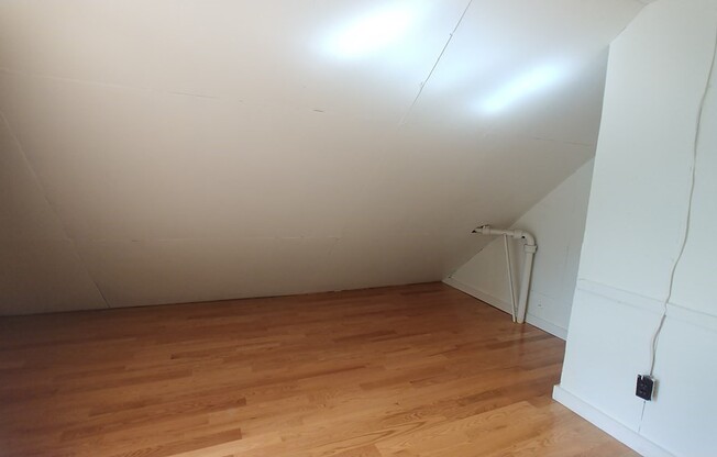 28 Commonwealth Rd