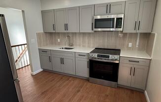 597 E 4 ST