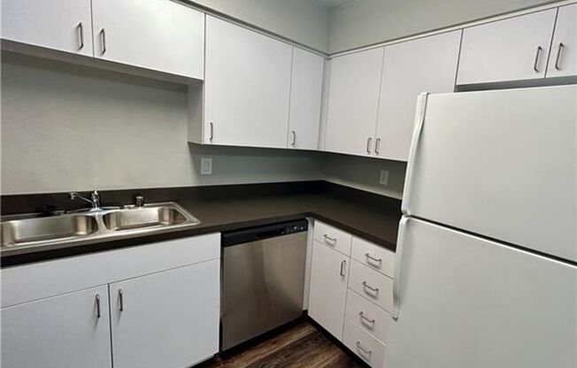 Cozy One Bedroom in Desert Shores