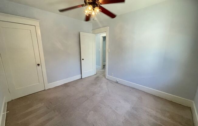 1 bed, 1 bath, 650 sqft, $1,995, Unit 5809