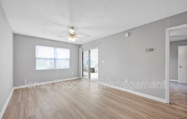 303 I COUNTRY CLUB DR NE