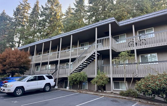 Edmonds Crest Apartments