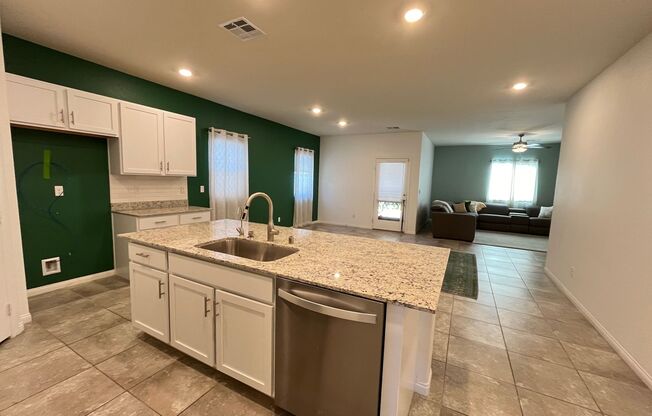 Lovely Single Story Home with Pool near Aliante Casino!