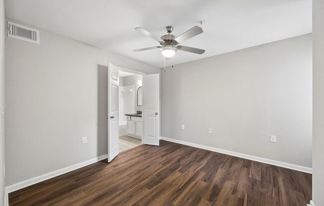 2 beds, 2 baths, 800 sqft, $1,495, Unit 6103