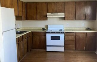 2 beds, 1 bath, $900, Unit 3