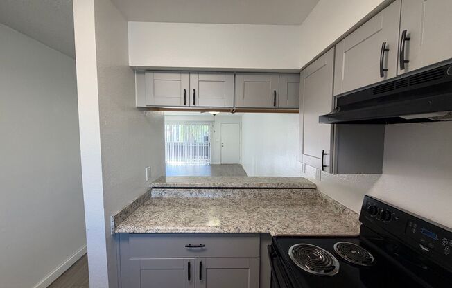 2 beds, 2 baths, 950 sqft, $1,275, Unit 201