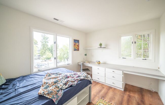 1 bed, 1 bath, 200 sqft, $1,795, Unit 8