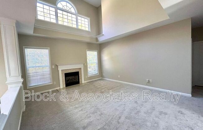 508 HICKORYWOOD BLVD