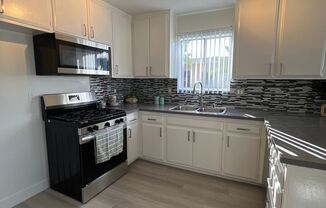 1 bed, 1 bath, 900 sqft, $2,022, Unit 381-35