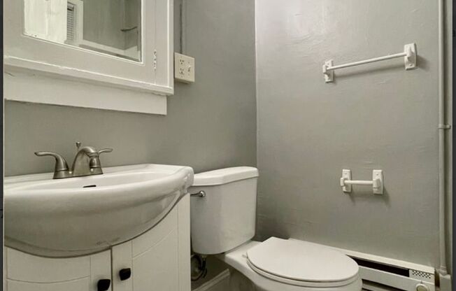 1657 Minnehaha Ave E