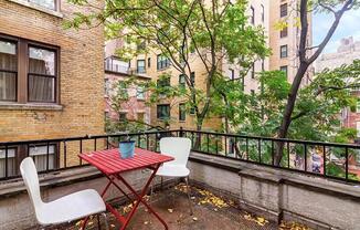 40 E 65 ST