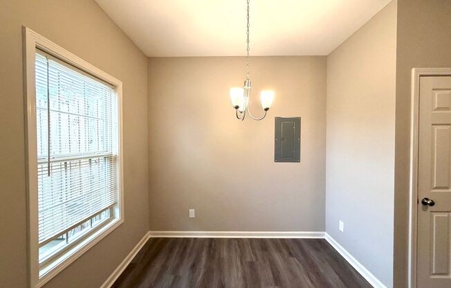 2 beds, 1.5 baths, $1,295