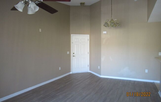 2 beds, 2 baths, $1,425, Unit Unit 2-11