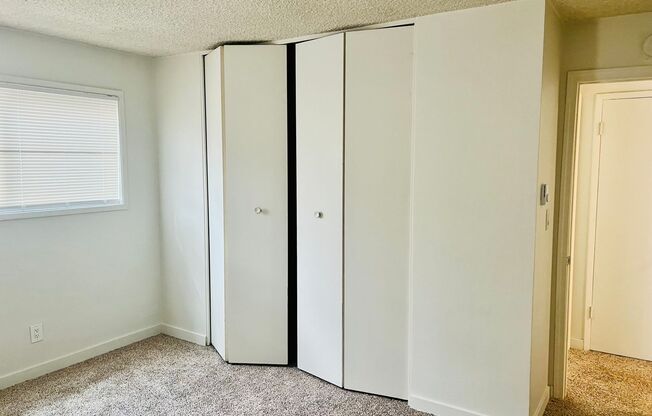 1 bed, 1 bath, 700 sqft, $1,195