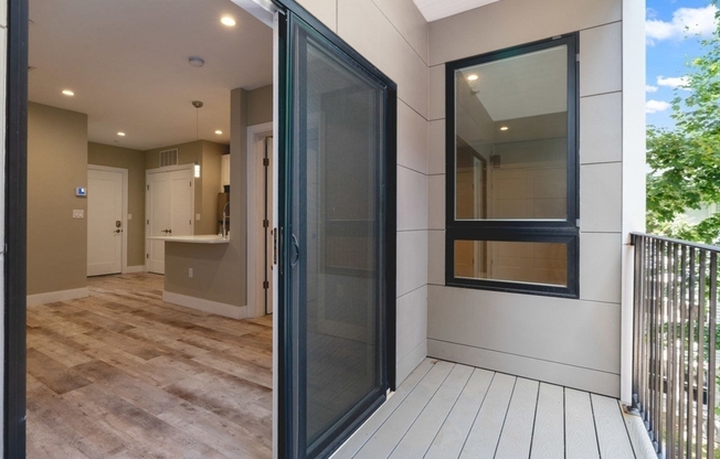 1 bed, 1 bath, 499 sqft, $3,195, Unit 210