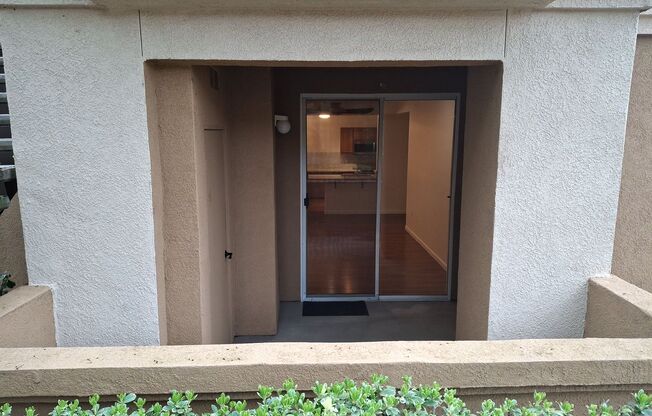 3 beds, 2 baths, $2,495, Unit Unit #1914