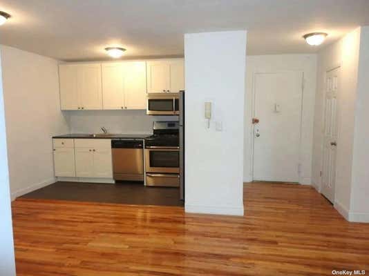 1 bed, 1 bath, 700 sqft, $2,350, Unit 5N