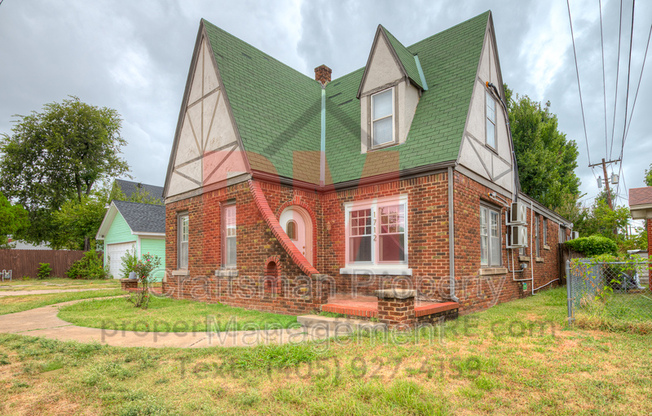 1712 N PENNSYLVANIA AVE