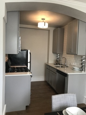 1 bed, 1 bath, 625 sqft, $1,320, Unit 300