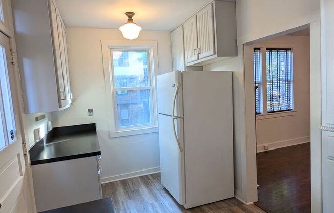 2 Bedroom 1 Bathroom Single Family Home (Regent Square)