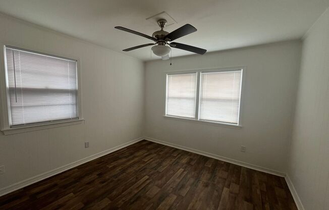 3 beds, 1 bath, $1,495