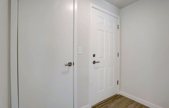 2 beds, 2 baths, 1,092 sqft, $2,895, Unit 20