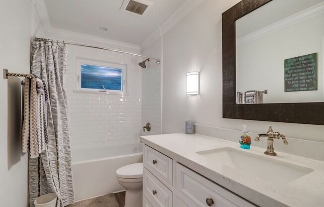 2 beds, 1 bath, $4,900, Unit UNIT B