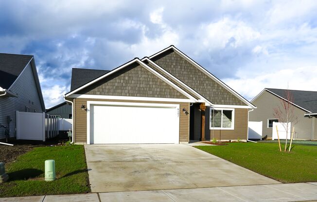 Brand New 4 Bedroom Home in Rathdrum