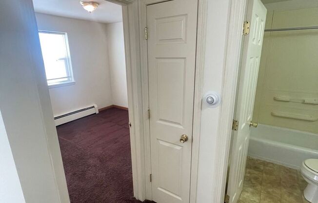 7708 W National Ave 16 unit