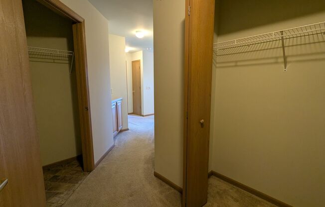 1 bed, 1 bath, 756 sqft, $1,425, Unit 200-301