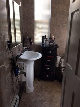 2 beds, 1 bath, 1,200 sqft, $2,600, Unit 2