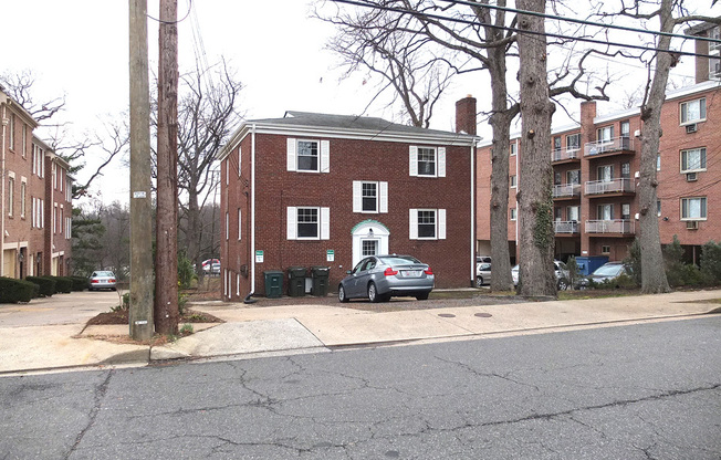 1428 Apartments