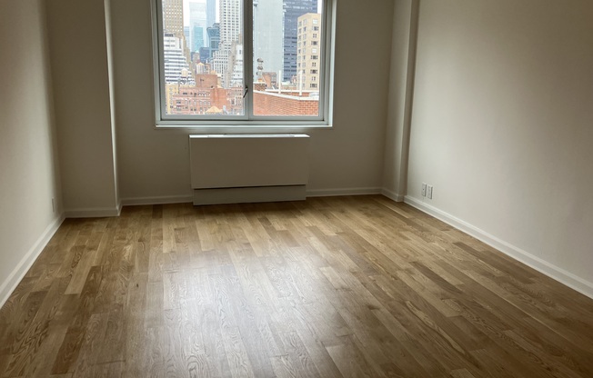 2 beds, 2.5 baths, $8,850, Unit 19D