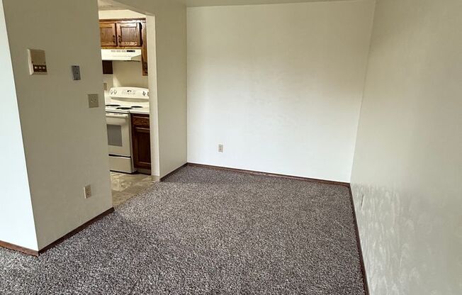 2 beds, 2 baths, 1,034 sqft, $1,249, Unit 1901-042
