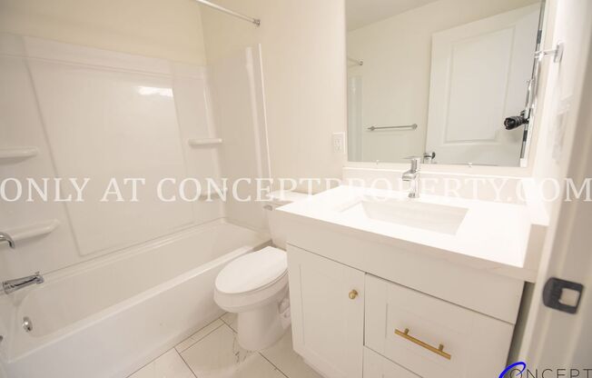 2 beds, 1 bath, 900 sqft, $1,619, Unit 27