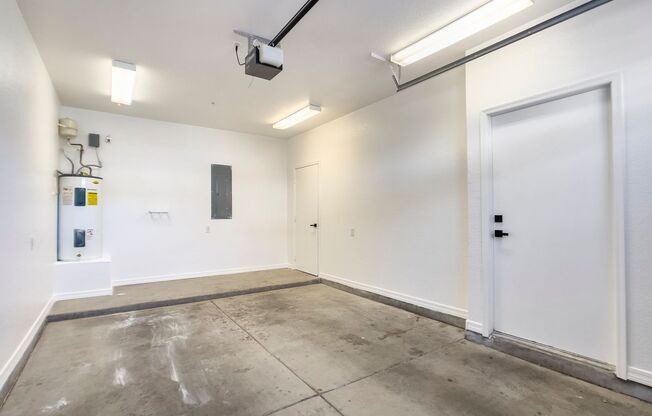 2 beds, 2 baths, 1,250 sqft, $1,695, Unit 209
