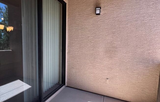 2 beds, 2 baths, $1,900, Unit #2001